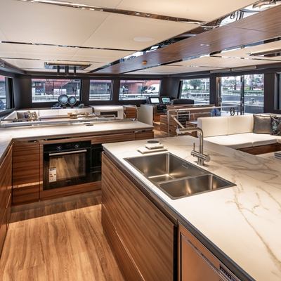 Atraversia Yacht 15
