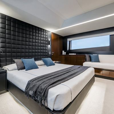 Coco Yacht 15