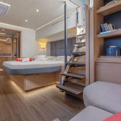 Looma Yacht 14