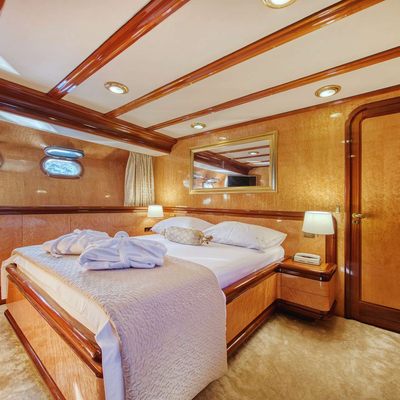 Blanka Yacht 11