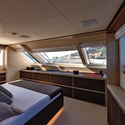 Anything Goes V Yacht 5