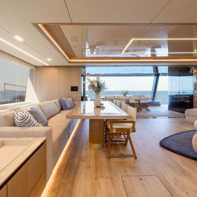Tesni Yacht 11