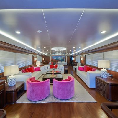 Deneb's Daughters Yacht 15