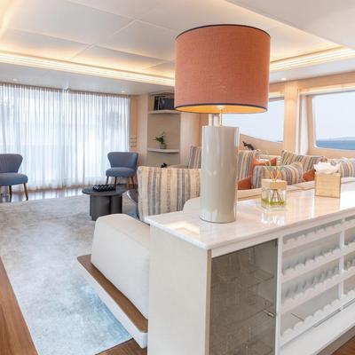 White Knight Yacht 14