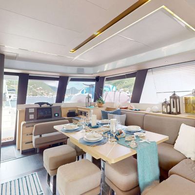 Sapphire Yacht 11