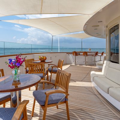 LAUREL Yacht Charter Price - Delta Marine Luxury Yacht Charter