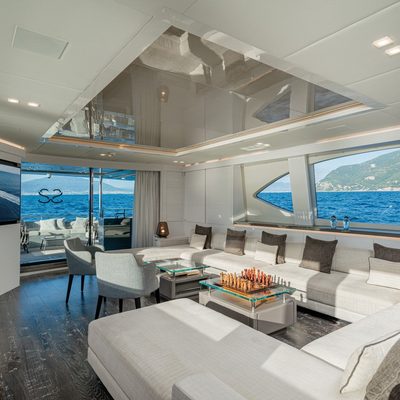 Sands Yacht 13