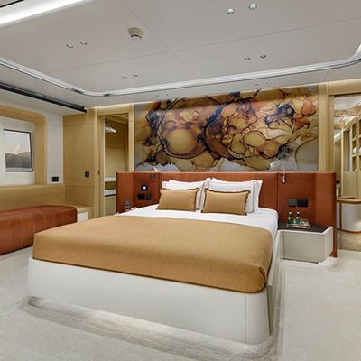 Lady Luna Yacht 14