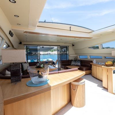 Double D Yacht 14