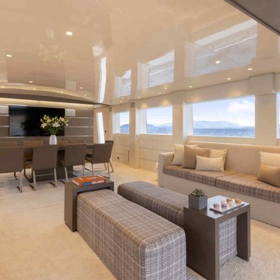 Bubbly Yacht 12