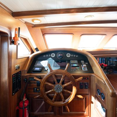 Take It Easier Yacht 14