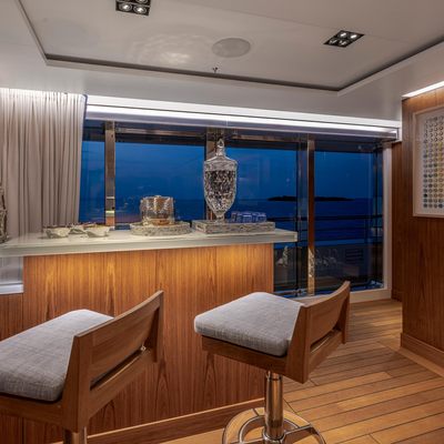 Planet Nine Yacht 14