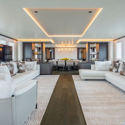 Emerald Yacht 9