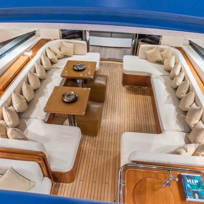 Zen Yacht 12
