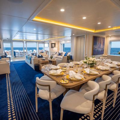 Jubilee Yacht 12