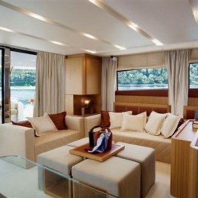 Bluwater Yacht 11