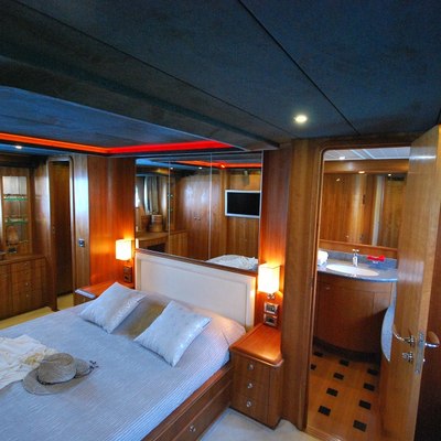 Figi Yacht 7
