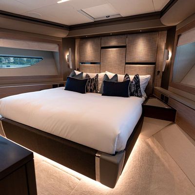 Dolce Far Niente Yacht 12