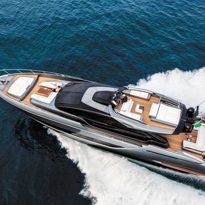 Lady DB Yacht 12