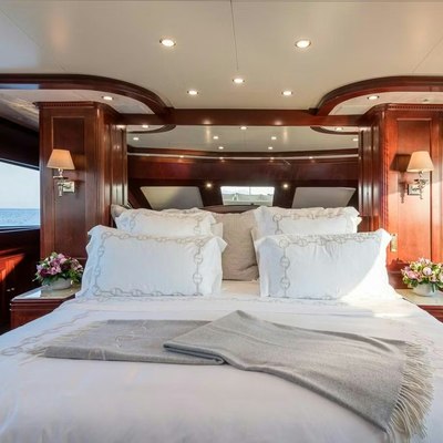 Endless Summer Yacht 15