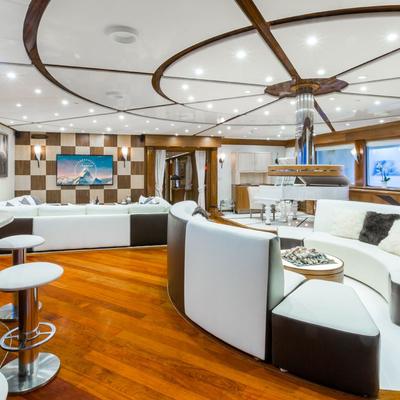Aqua Lares Yacht 12