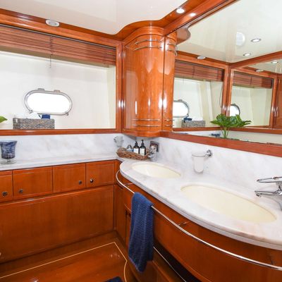 Cinque Mare Yacht 14