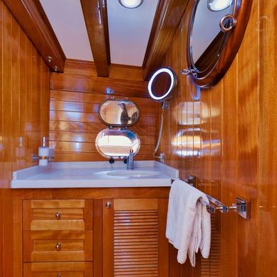 Parss Yacht 15