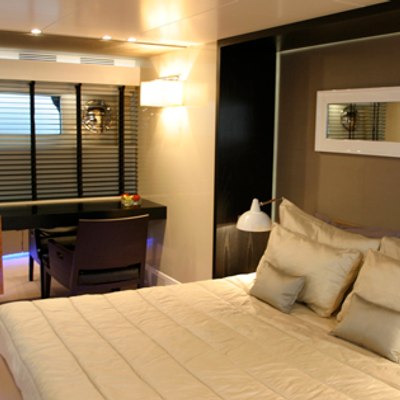 Funky Town Yacht 8