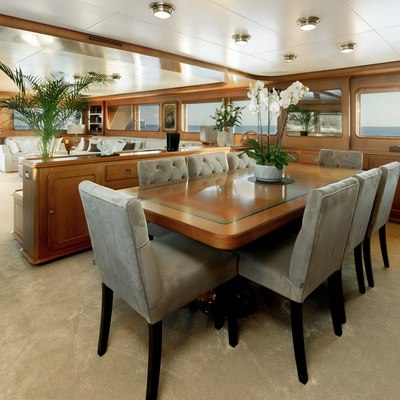 Backsoon Yacht 13