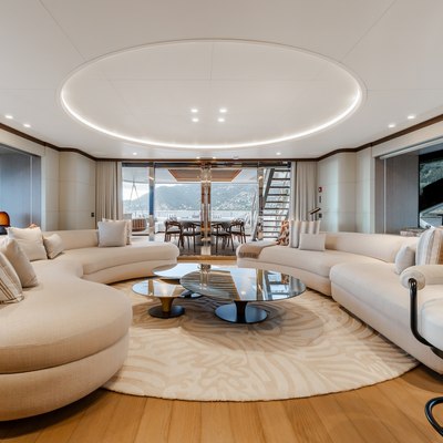 Indigo Yacht 11