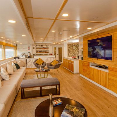 Galapagos Sea Star Yacht 11