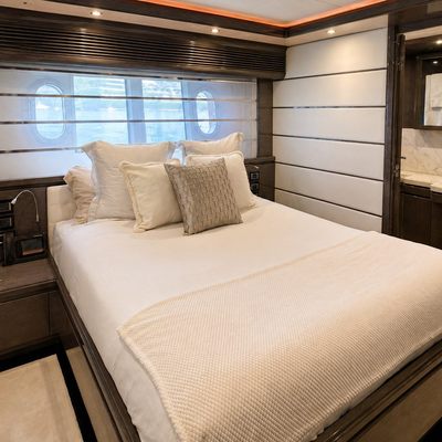 Casta Diva Yacht 14