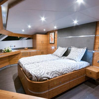 Skylark Yacht 13