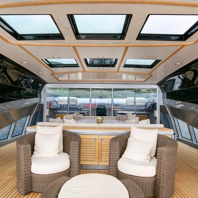 Five Yacht 11
