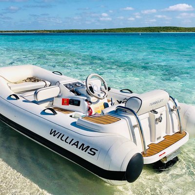 Panthera Yacht 13