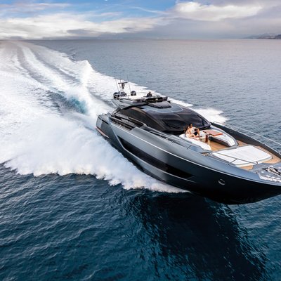 Lady DB Yacht 11