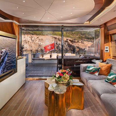 Blade 6 Yacht 13