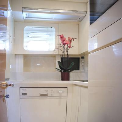 Cikila Yacht 15