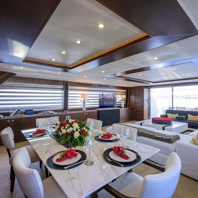 21 Sea Sands Yacht 13