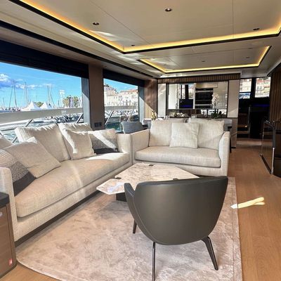 Semela Yacht 12