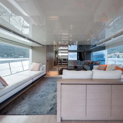 Estia Yacht 15
