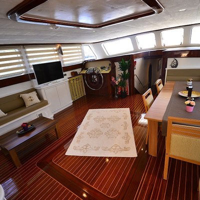 Luce Del Mare Yacht 12