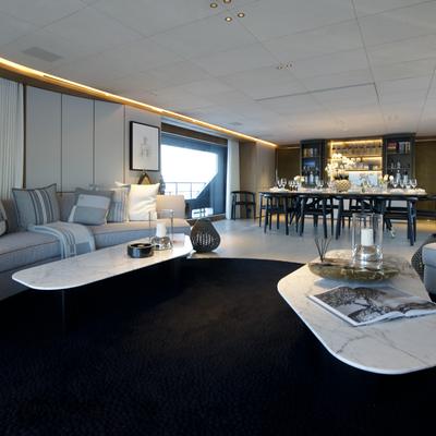 Cosmico Yacht 11