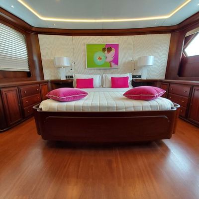 Deneb's Daughters Yacht 14