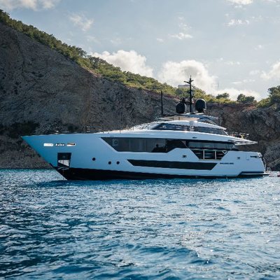 Alvium Yacht 15