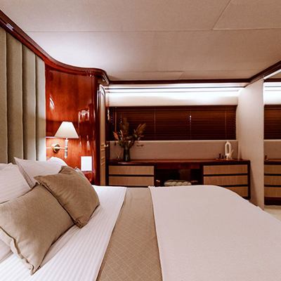 Sympatico Yacht 12