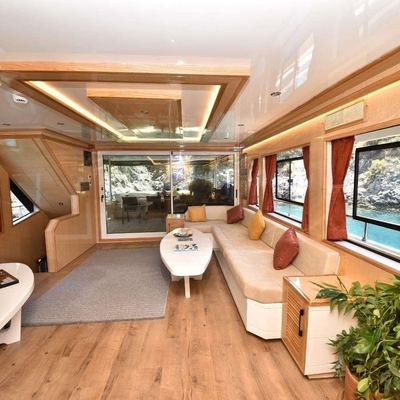 Compass Yacht 11