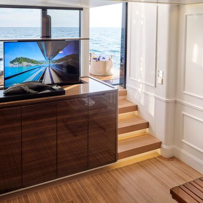 The Gentleman Yacht 12