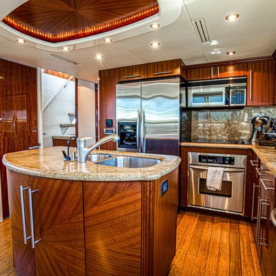 Water Ranch Yacht 15