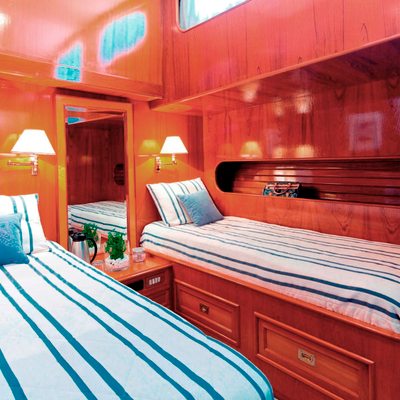 Hermina Yacht 14